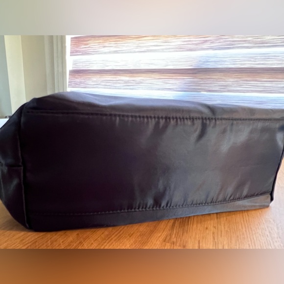 Pink by Victoria’s Secret, letter graphic tote bag, mint green & black, NWOT - Picture 8 of 12